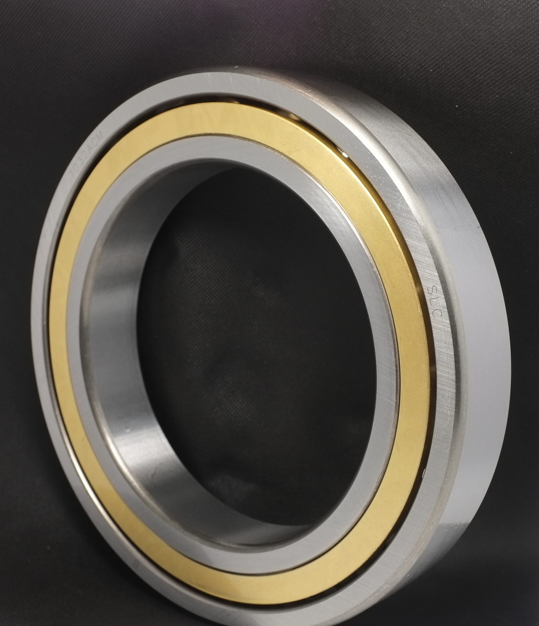 7032ACM/P4軸承，單列角接觸球軸承